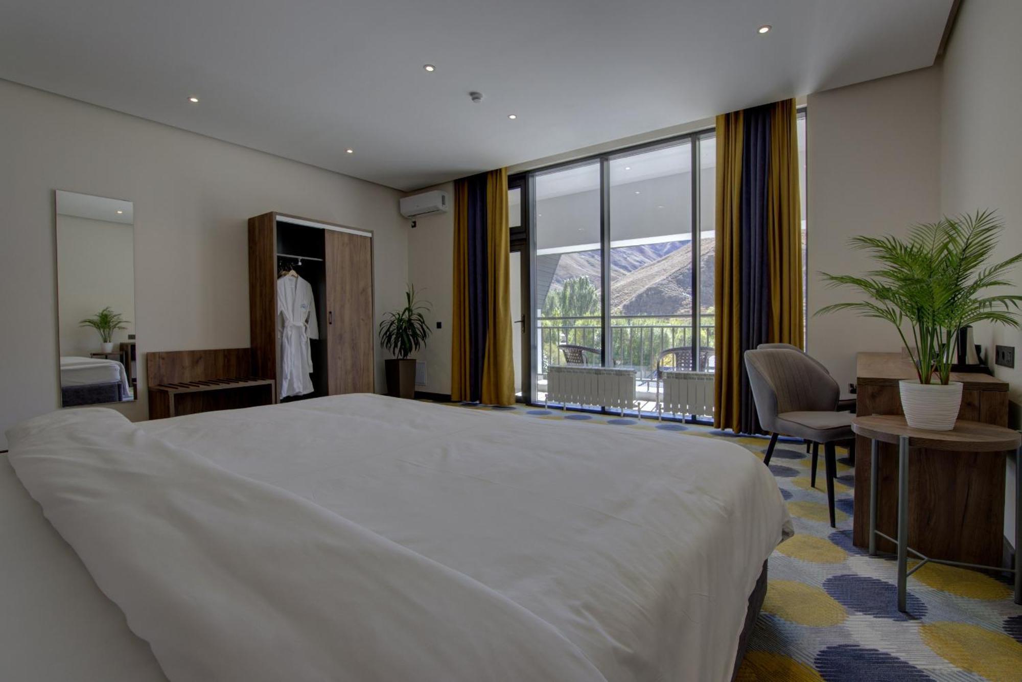 Grand Khan Tengri 4* Naryn Zewnętrze zdjęcie