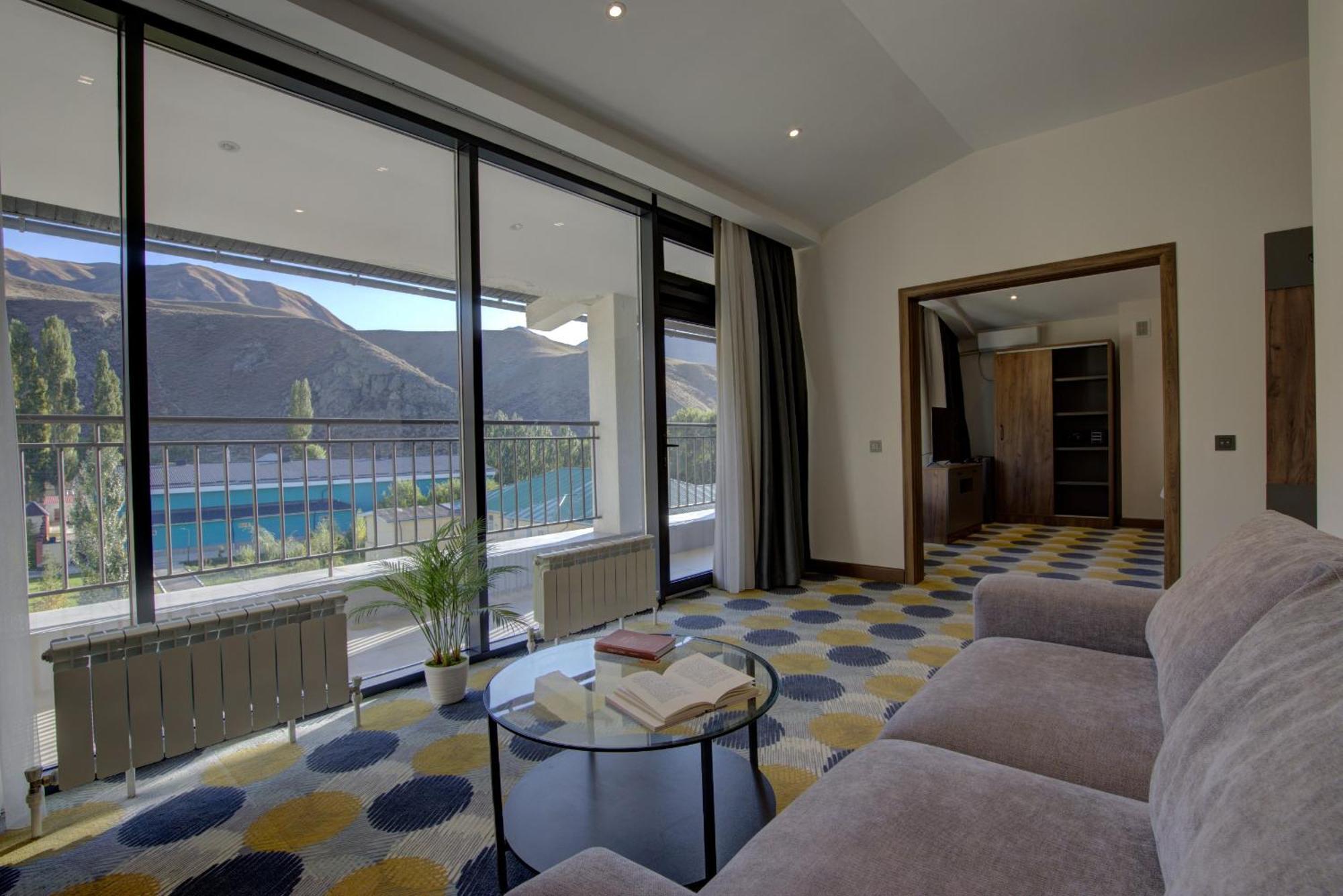 Grand Khan Tengri 4* Naryn Zewnętrze zdjęcie
